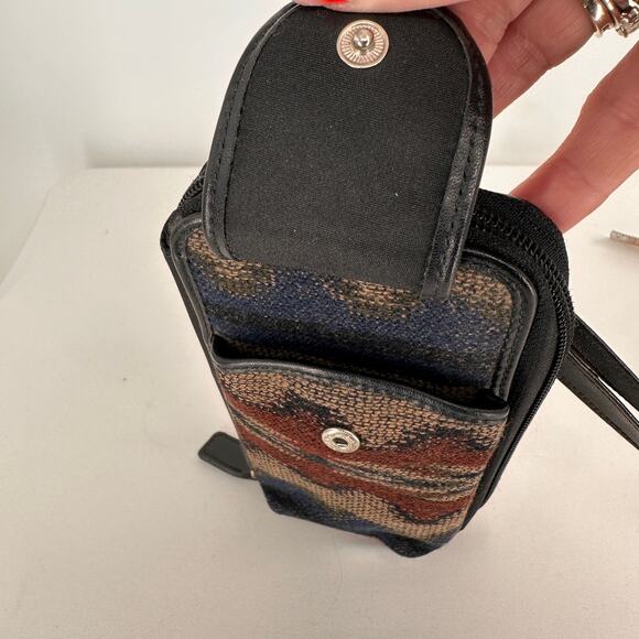 Pendleton Wool Zip Up Wristlet Wallet - Picture 4 of 7